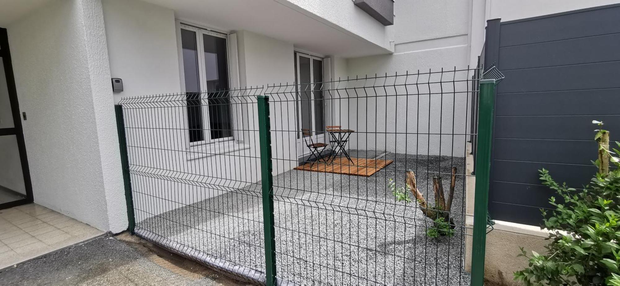 Le Patio Tram Paridis Apartment Nantes Luaran gambar